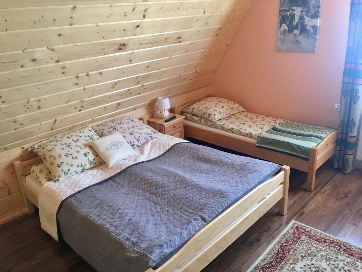 Pokoje Goscinne U Jaska Зомб Екстериор снимка