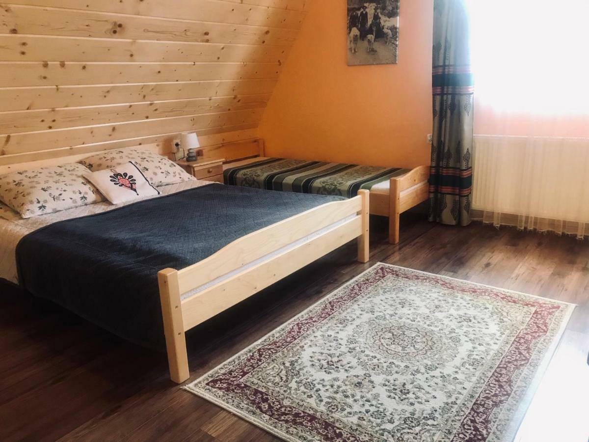 Pokoje Goscinne U Jaska Зомб Екстериор снимка