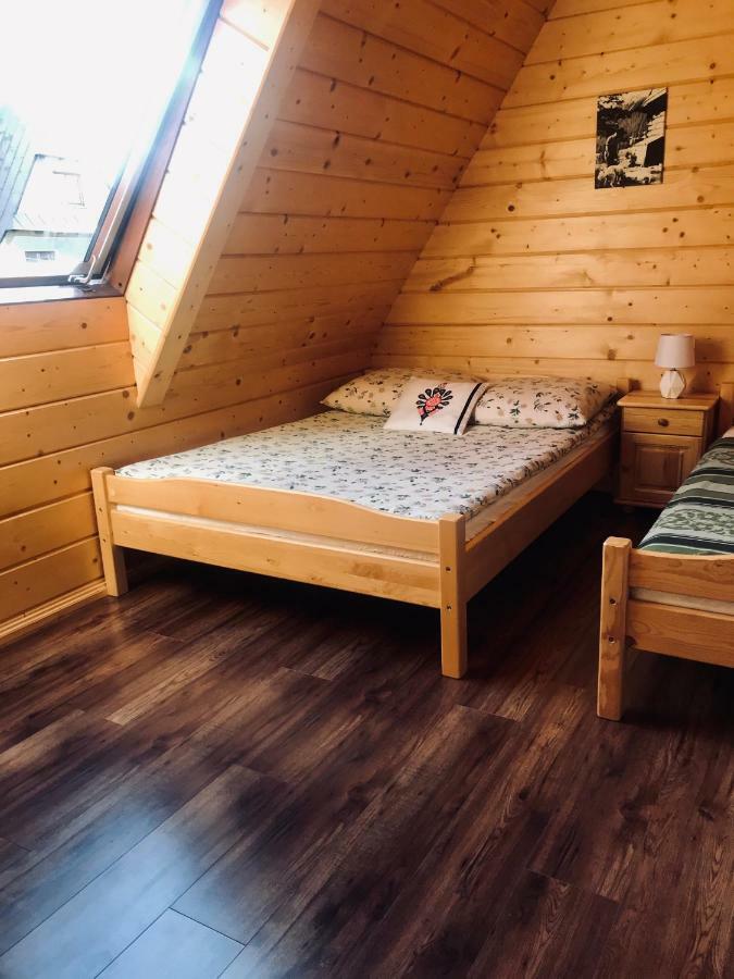 Pokoje Goscinne U Jaska Зомб Екстериор снимка
